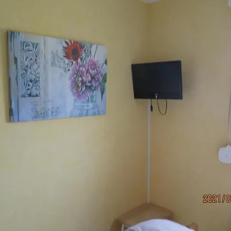 T3 Avec Balcon Plein Sud En Bord De - 50 Ml .2 Confort, Equipe De Chauffage Electrique Pour Periode Hivernale, Apartament *